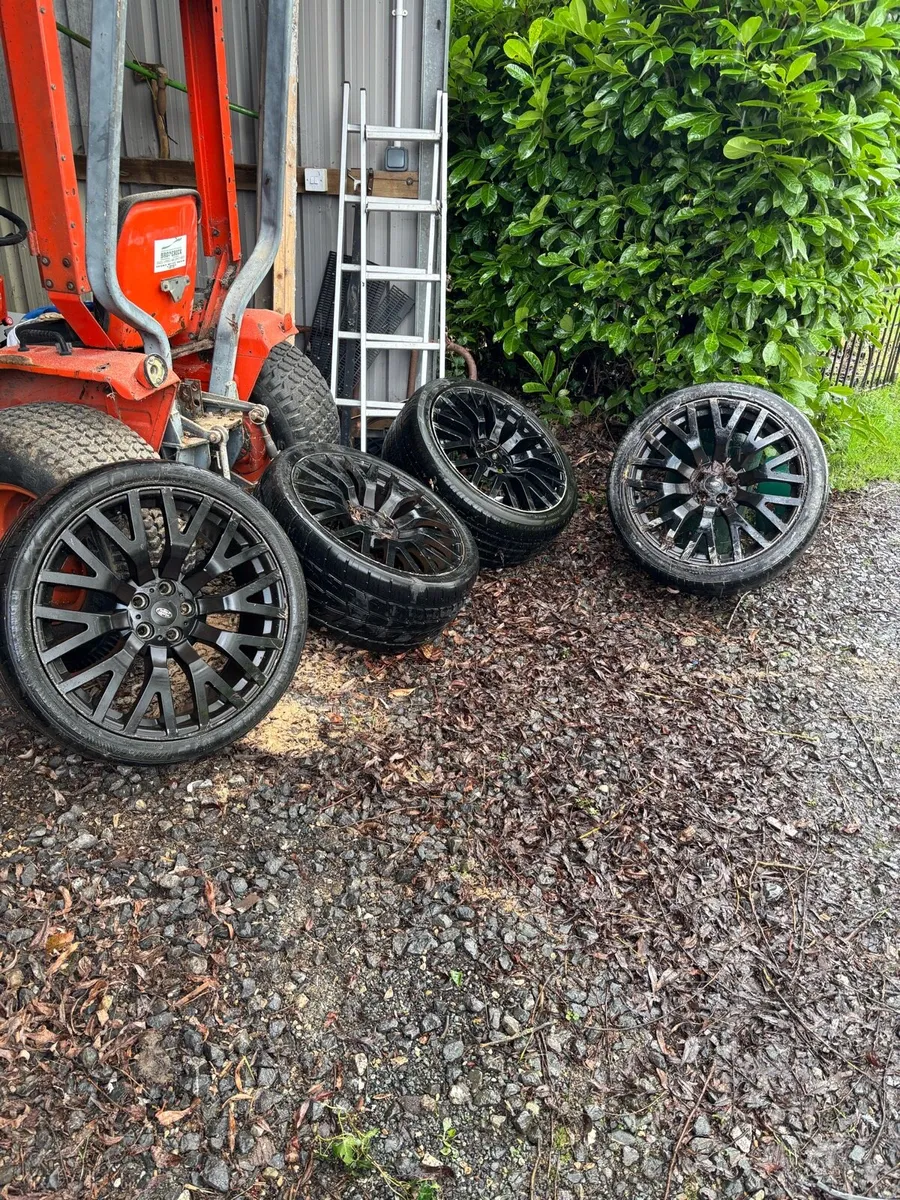 Alloy wheels - Image 1