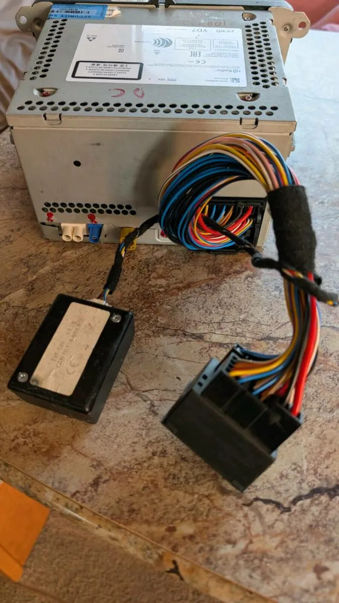 VW/Seat/Skoda - Sat Nav - Radio - Image 3