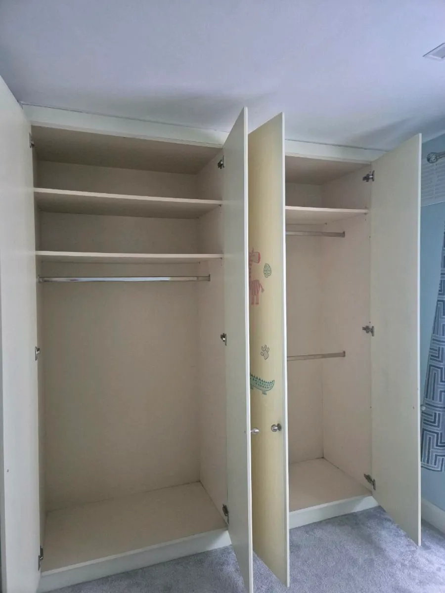 Large Built-in Wardrobe. (Can be delivered) - Image 4