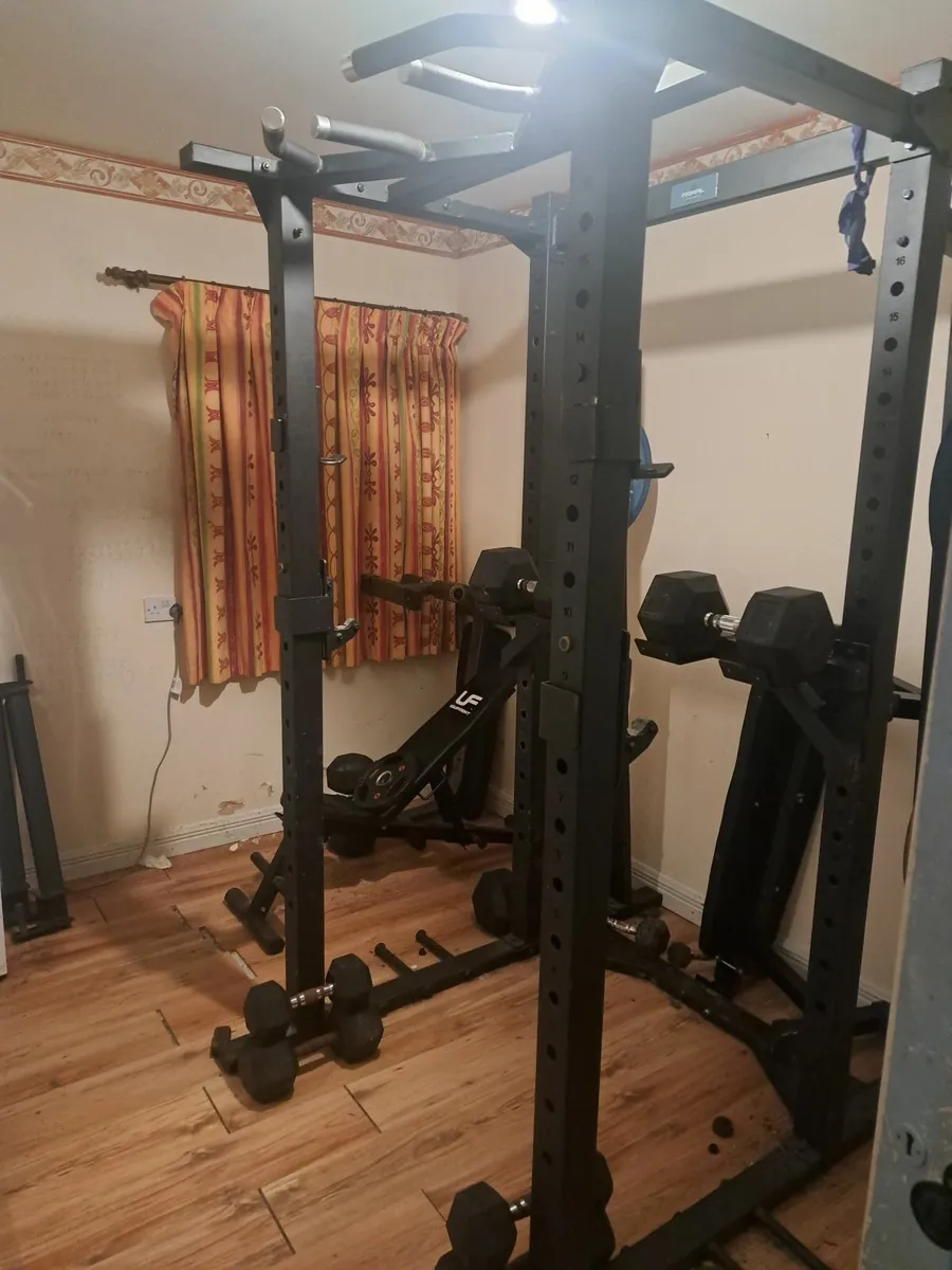 gym equipment - Image 1