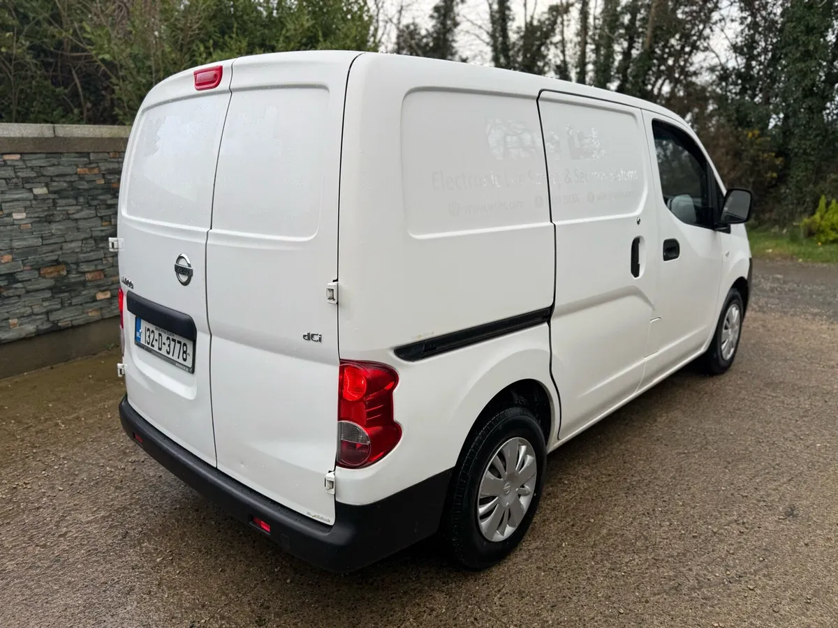 2013 (132) Nissan nv200 New doe - Image 4