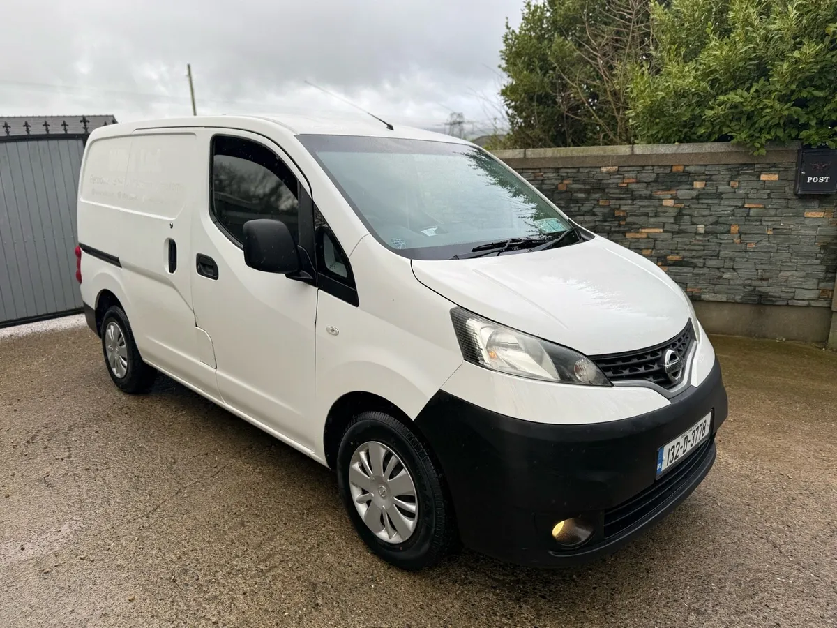 2013 (132) Nissan nv200 New doe - Image 1