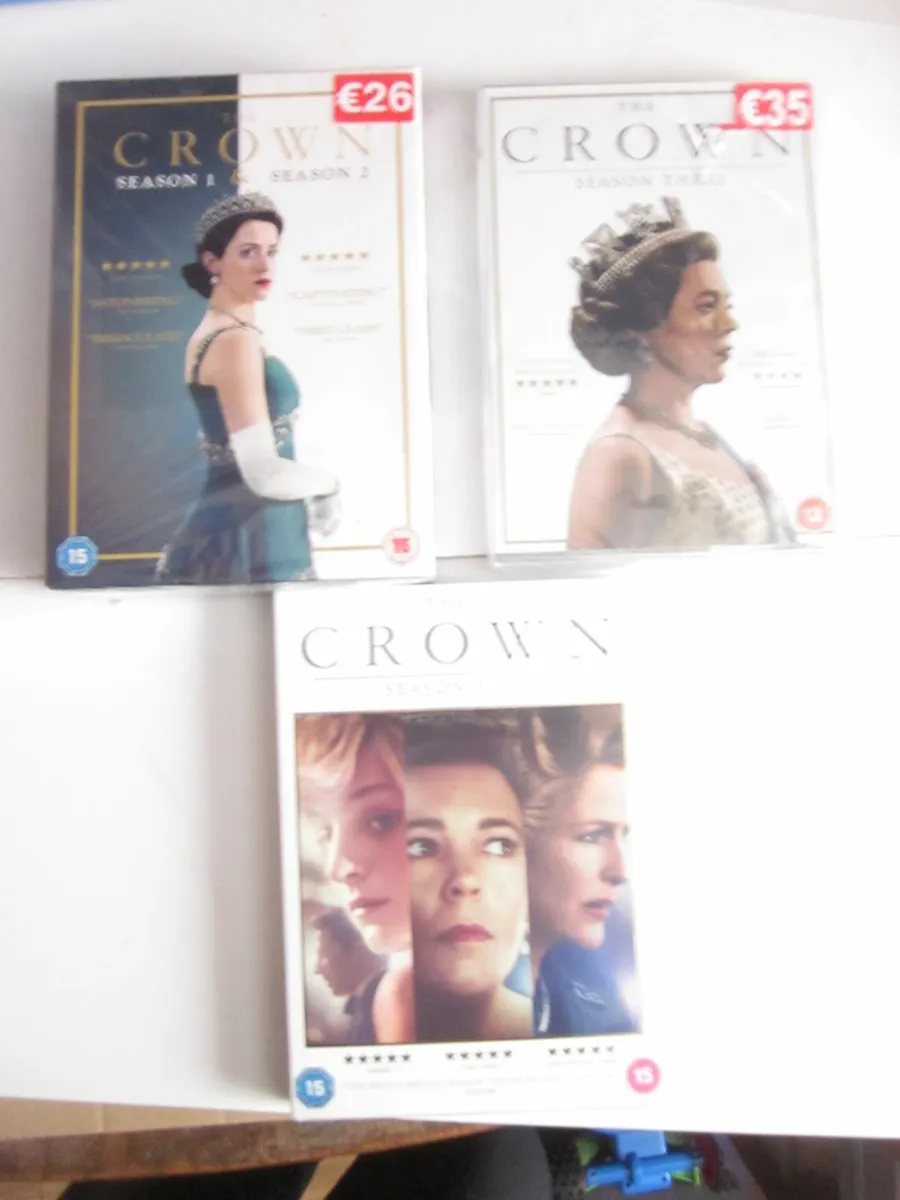 The Crown Complete  Seasons 1 to 4 DVD' s New - Image 1