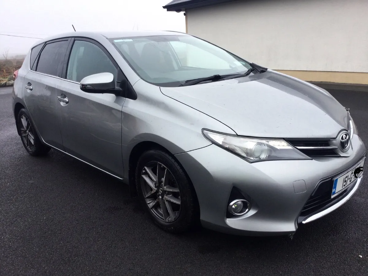 2015 Auris 1.4 Diesel - Image 1
