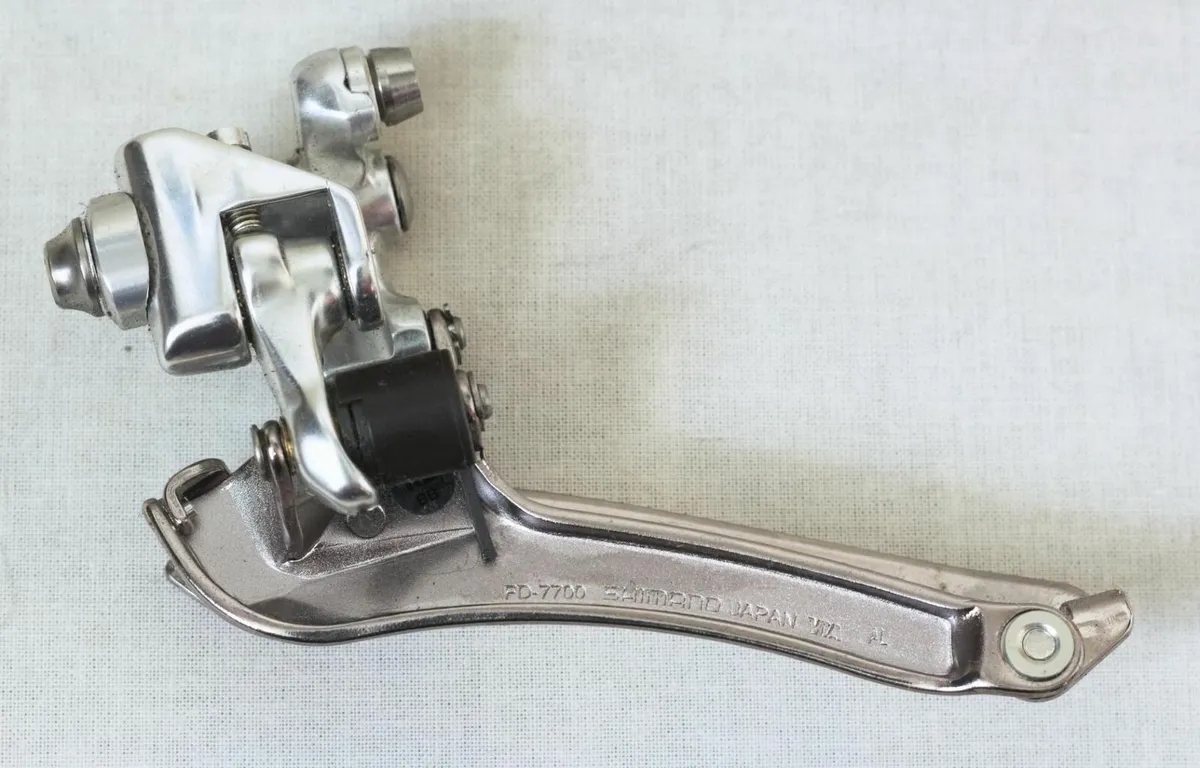 Shimano Dura-Ace front derailleur (FD-7700) | NOS - Image 3