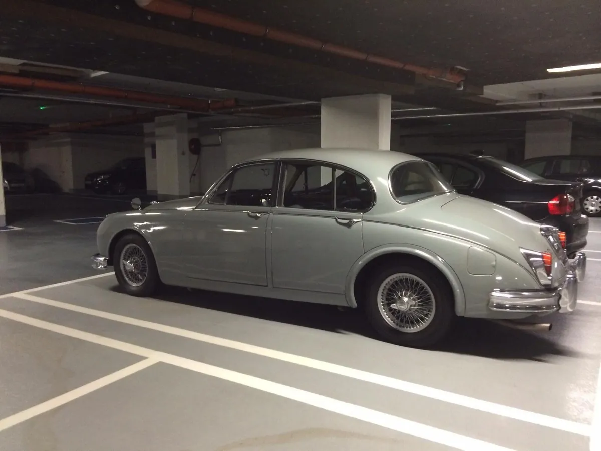 Jaguar MK11 - Image 1