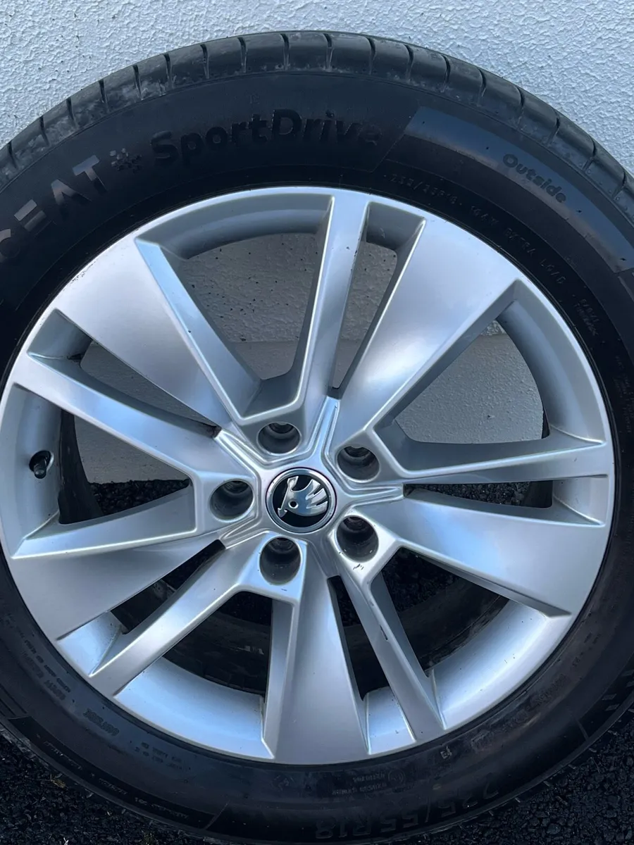 Skoda kodiaq 2021 18inch Alloy wheel spare - Image 4