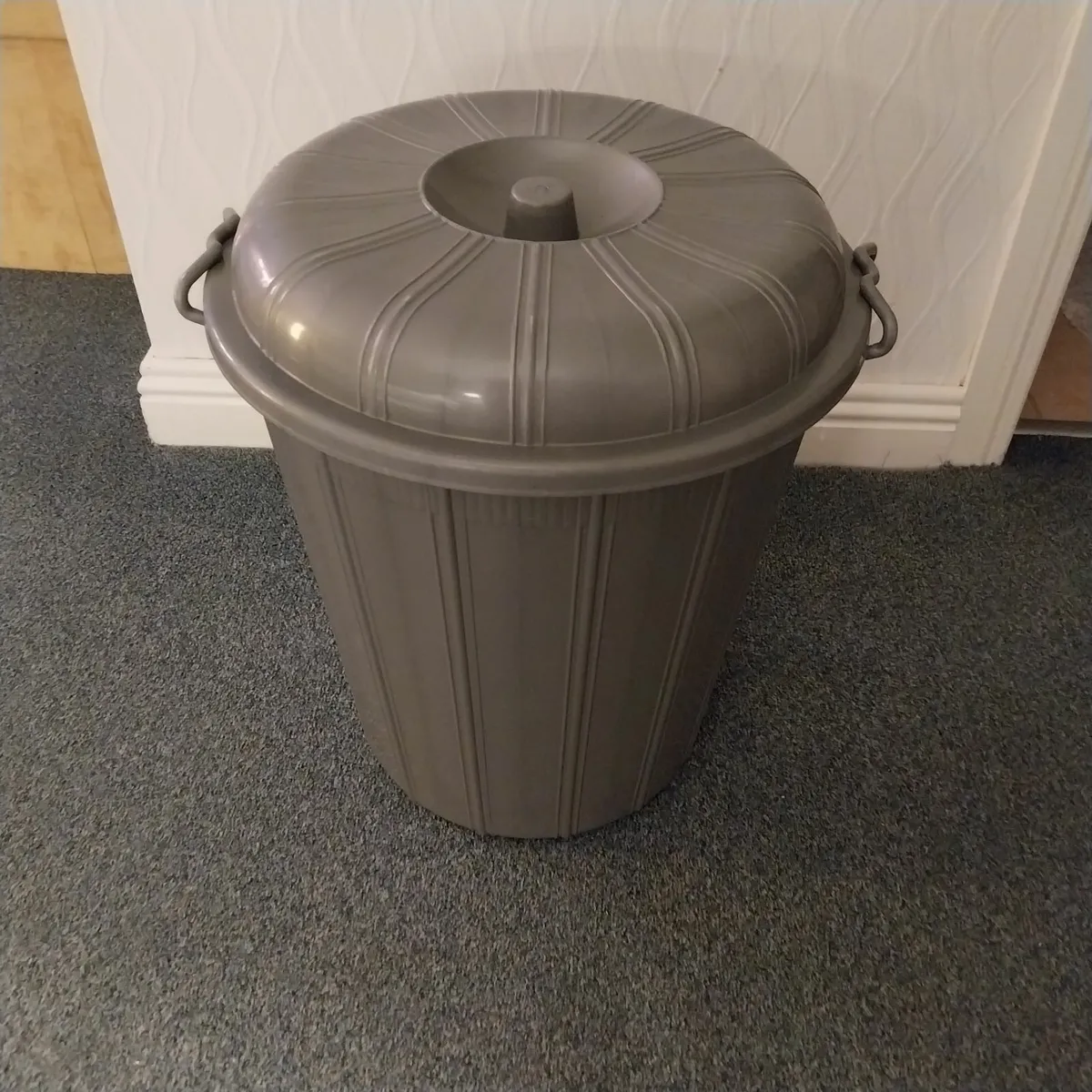 Grey Bin - Image 3
