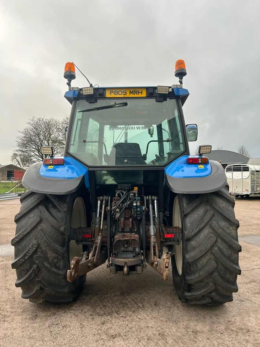 New Holland 8340 - Image 4