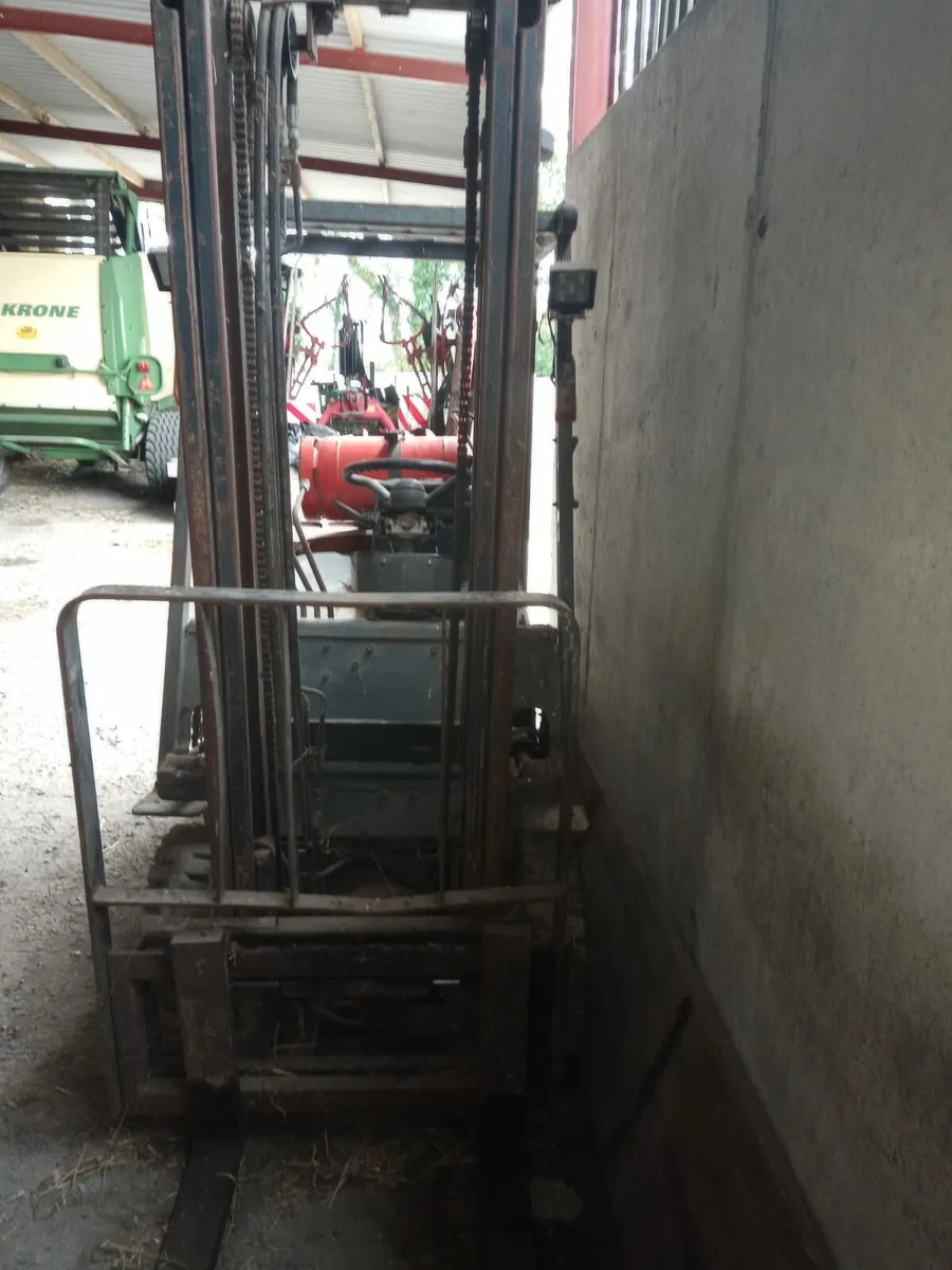 Toyota Forklift - Image 3