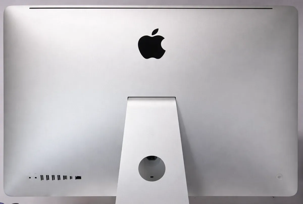 Apple iMac 27” 2011 - Image 2