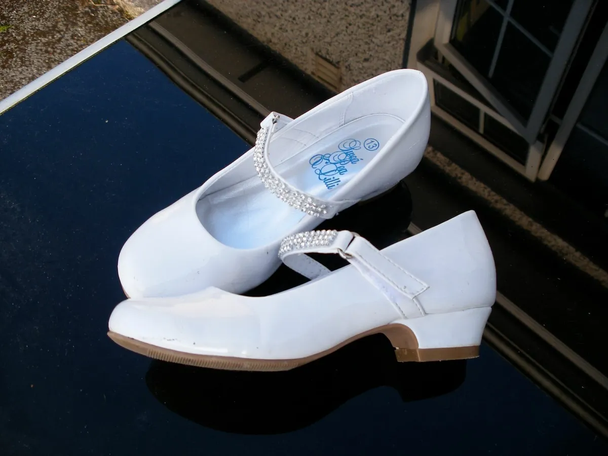 Communion Dress includes gloves and head piece - Image 4