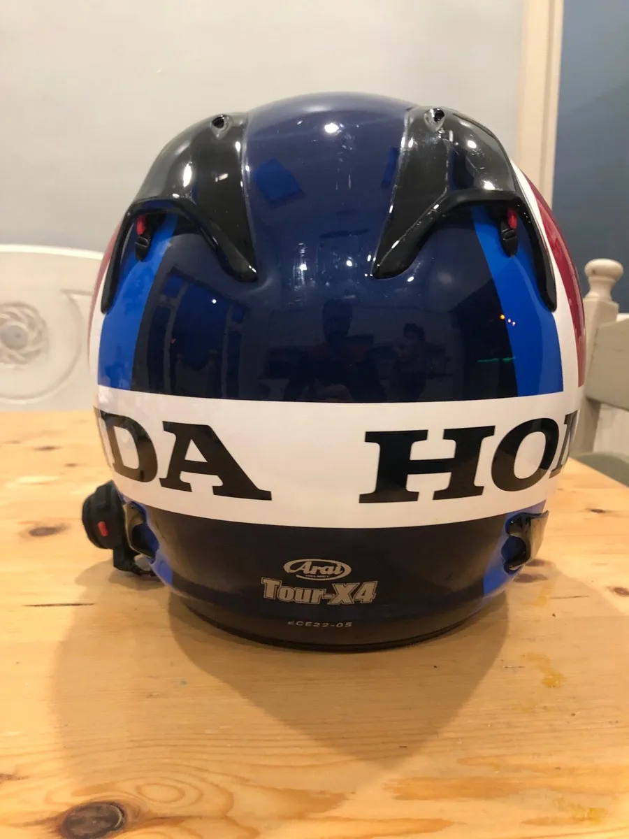 Arai Tour X4 with senna s5 - Image 4