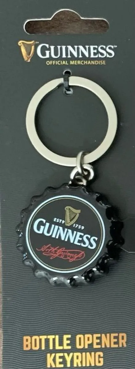 BRAND NEW Guinness Bottle Cap Keyring - Image 1