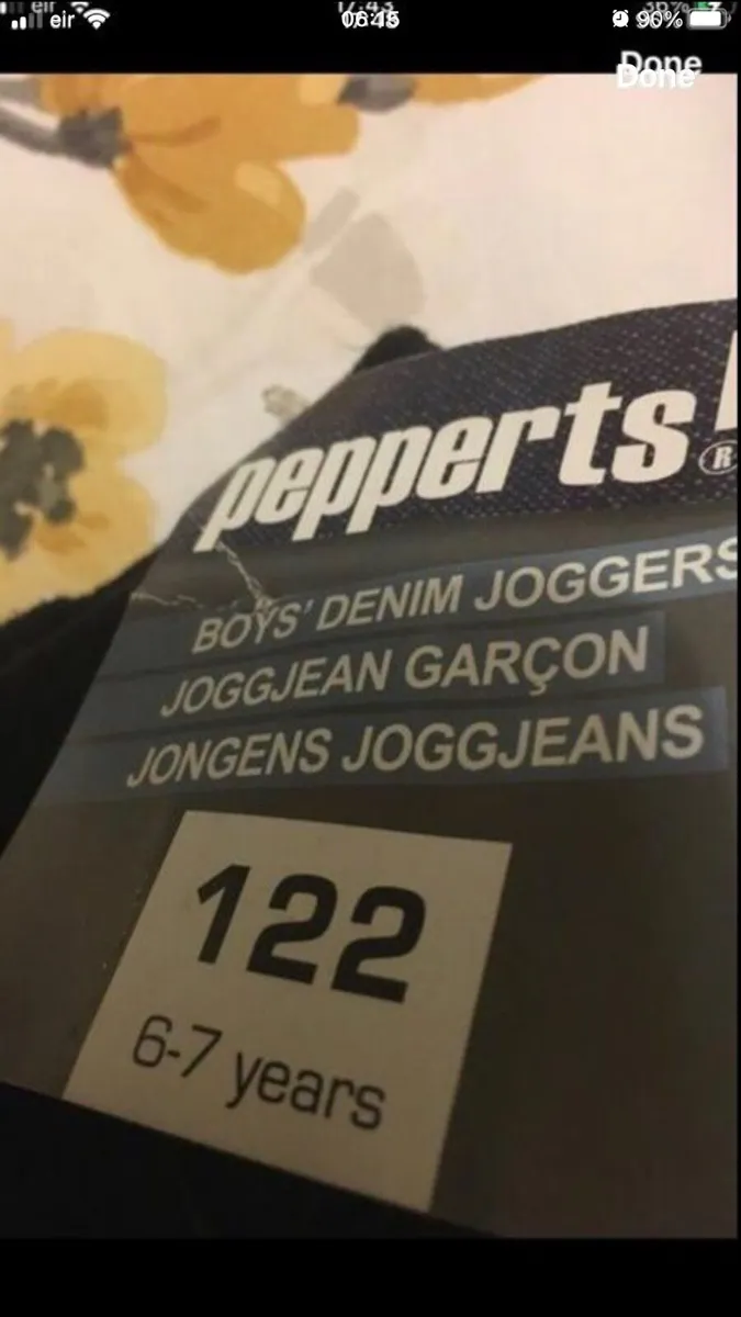 Boys BNWT jeans age 6/7 €6 - Image 4