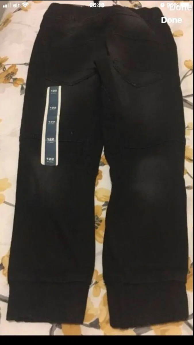 Boys BNWT jeans age 6/7 €6 - Image 2