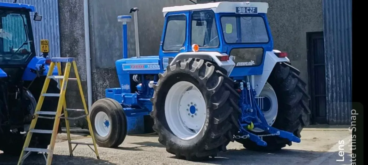 Ford 7000 - Image 1