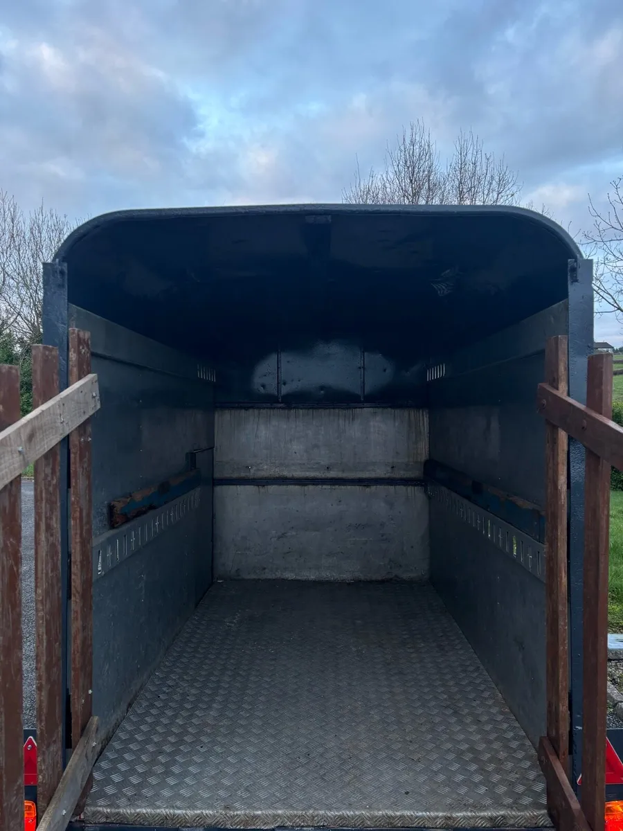 8x4”6 ifor williams cattle box - Image 4