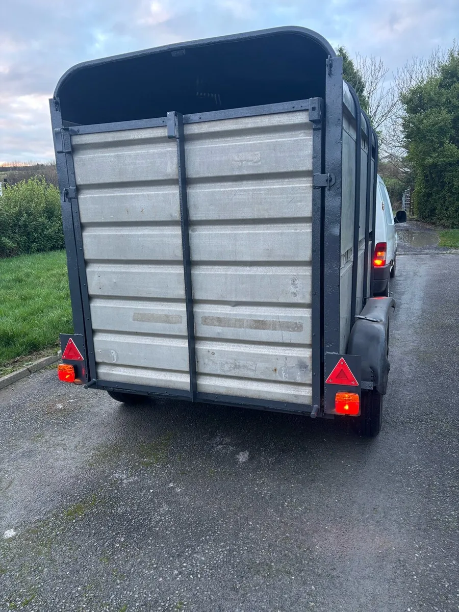 8x4”6 ifor williams cattle box - Image 2