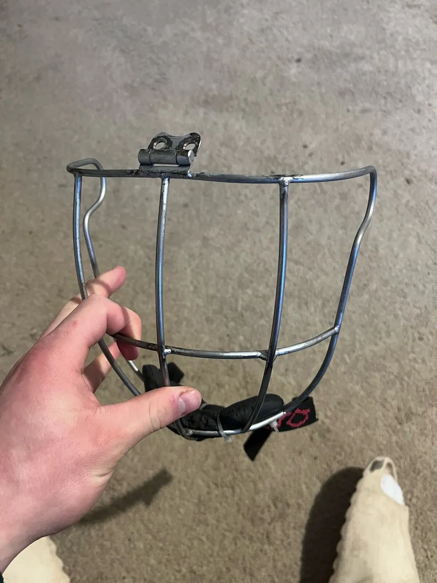 Kilkenny face gaurd - Image 2