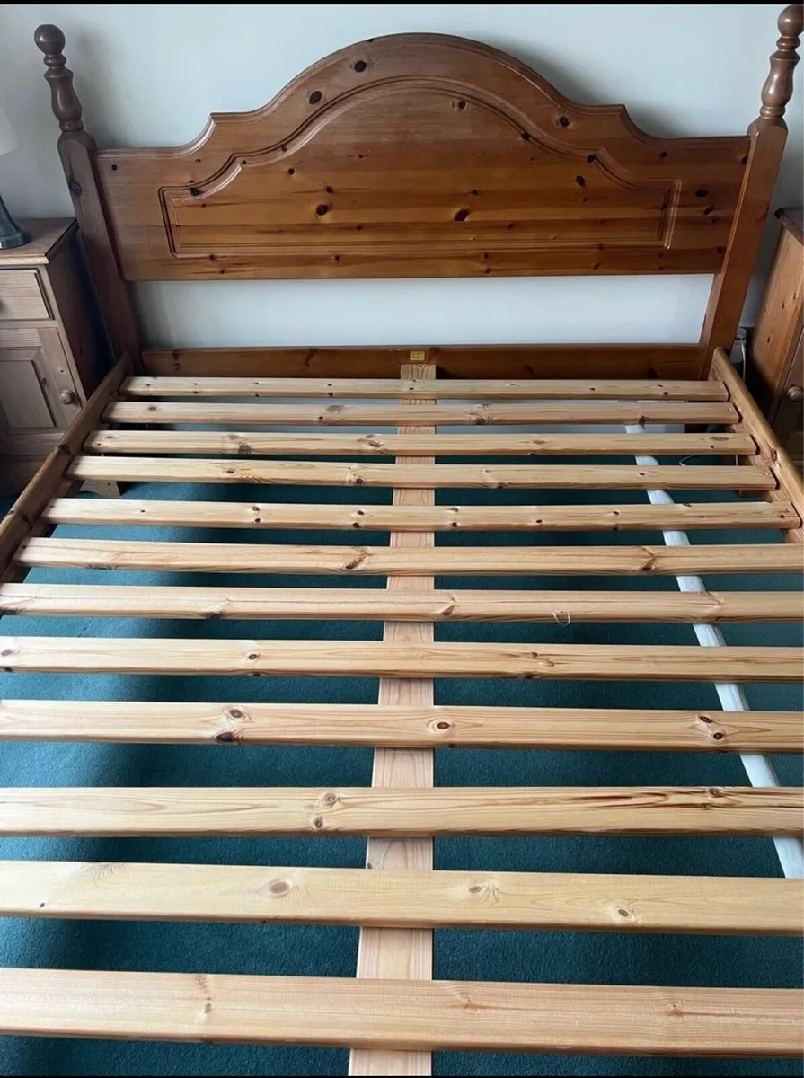 Extremely Solid Classic 5Ft Wooden King Size Bed - Image 2
