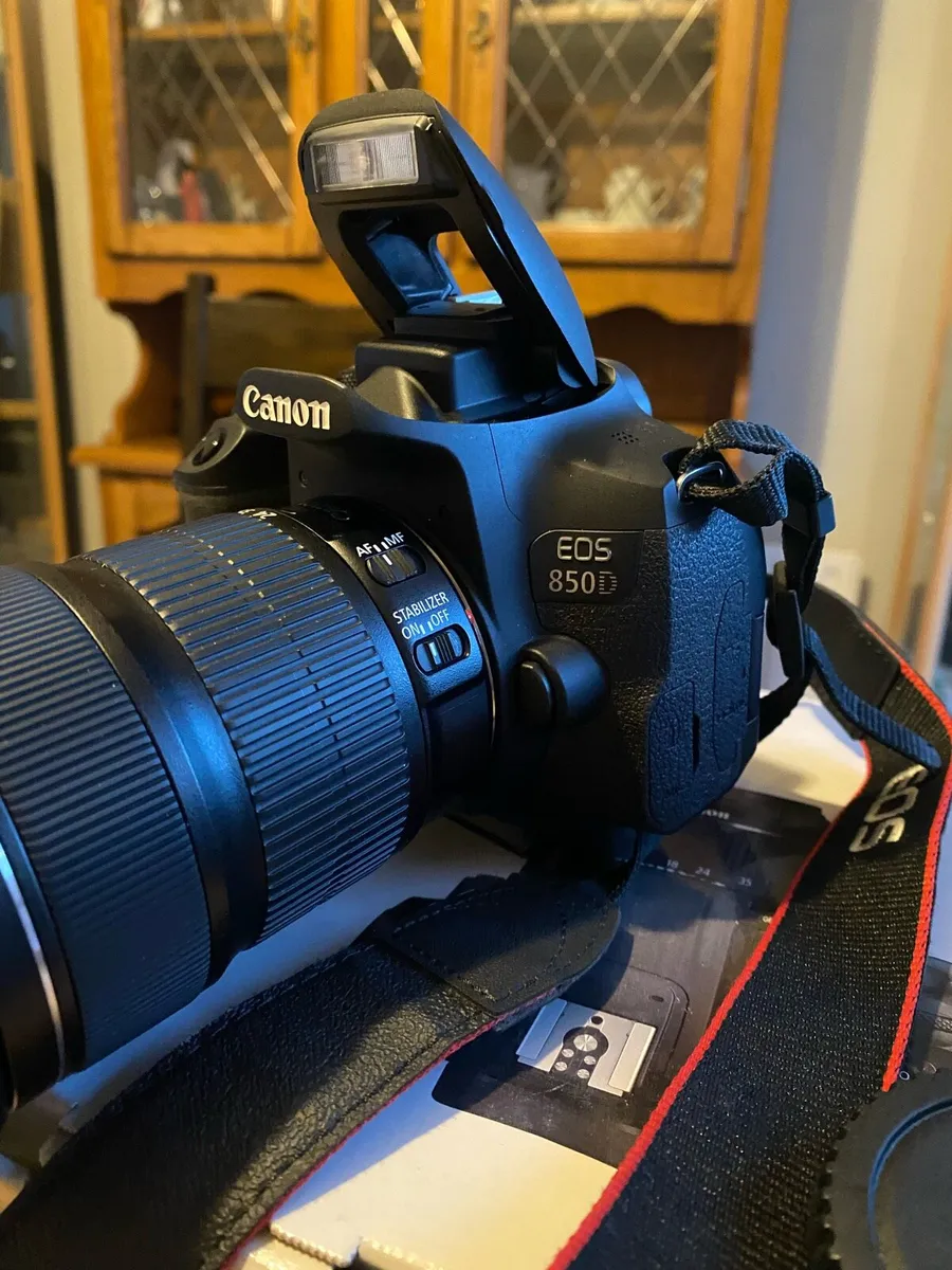 Canon EOS 850D – Like New – With 18–55mm & 24–105m - Image 1