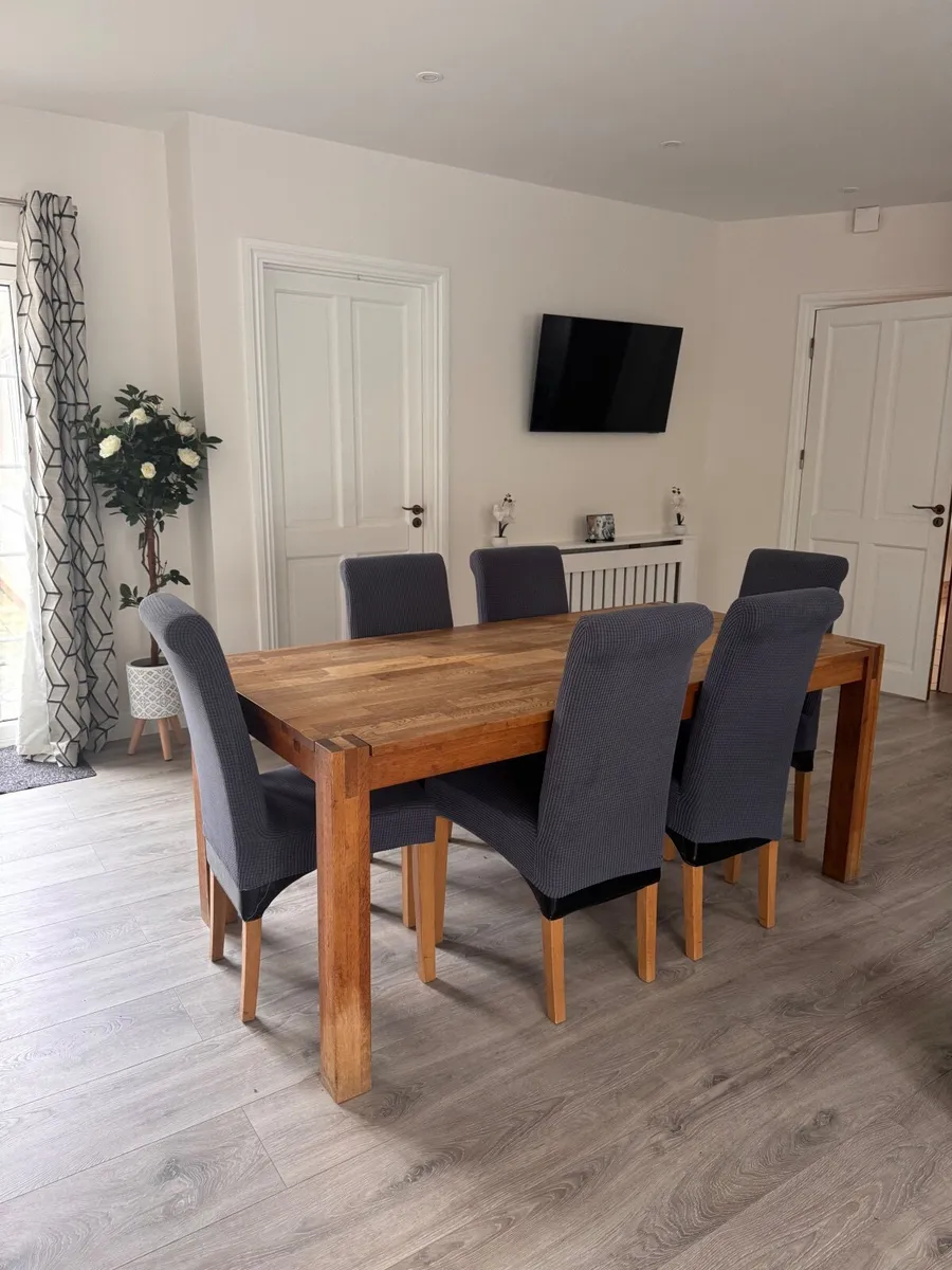 Kitchen Table and Chairs - Image 1