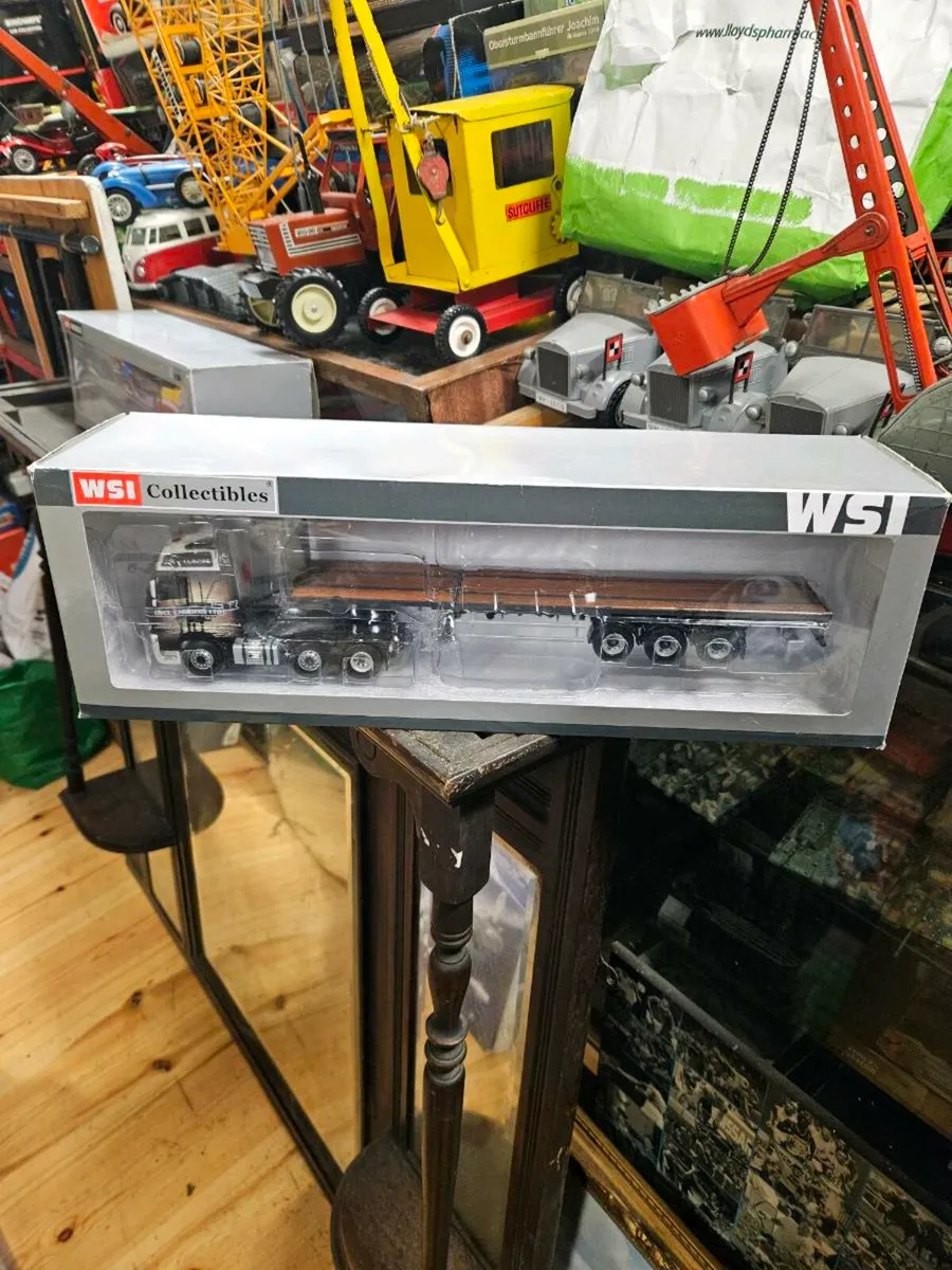 Corgi WSI Volvo Tractor Unit and Trailer Dyce Carr - Image 1