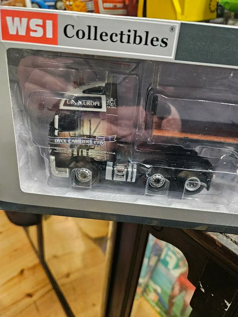 Corgi WSI Volvo Tractor Unit and Trailer Dyce Carr - Image 2