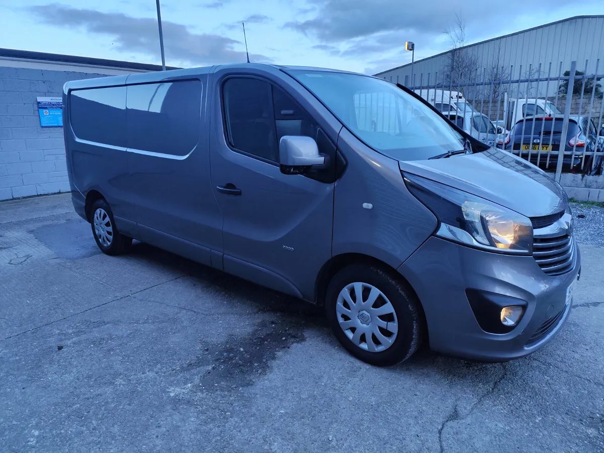 2015 Vauxhall Vivaro 1.6 Cdti 120bhp sportive - Image 3