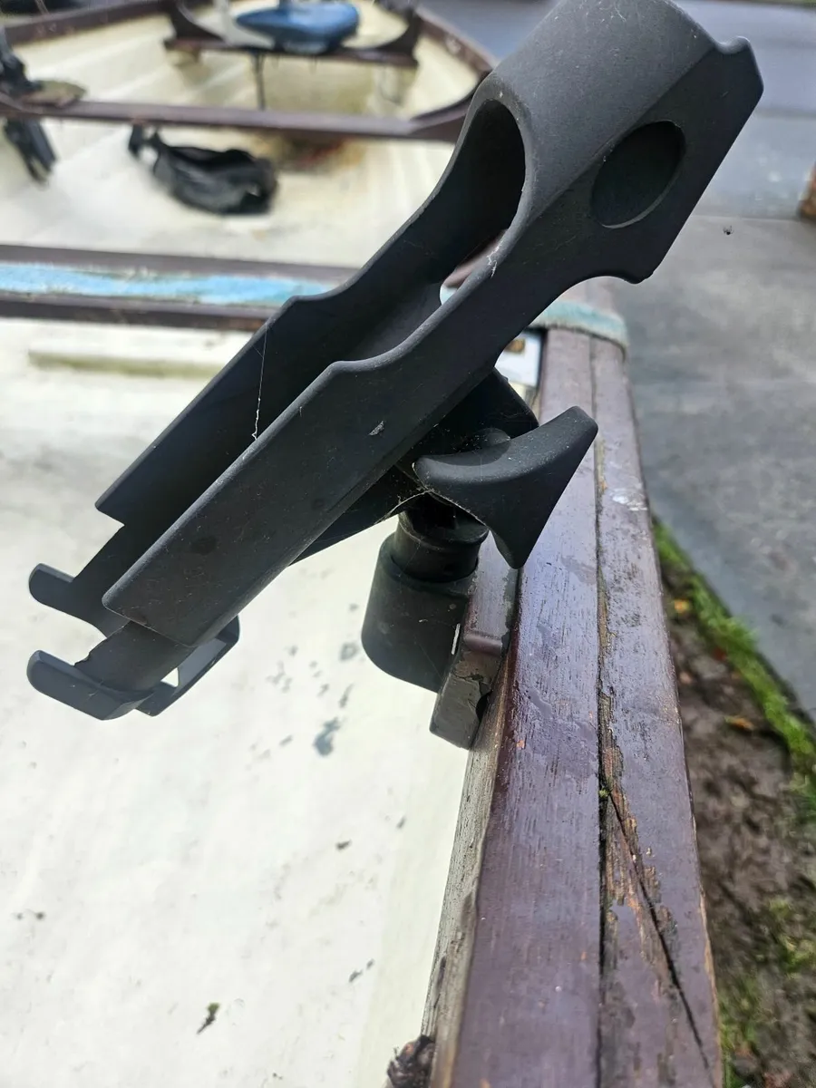 17ft Fishing Boat - Image 2