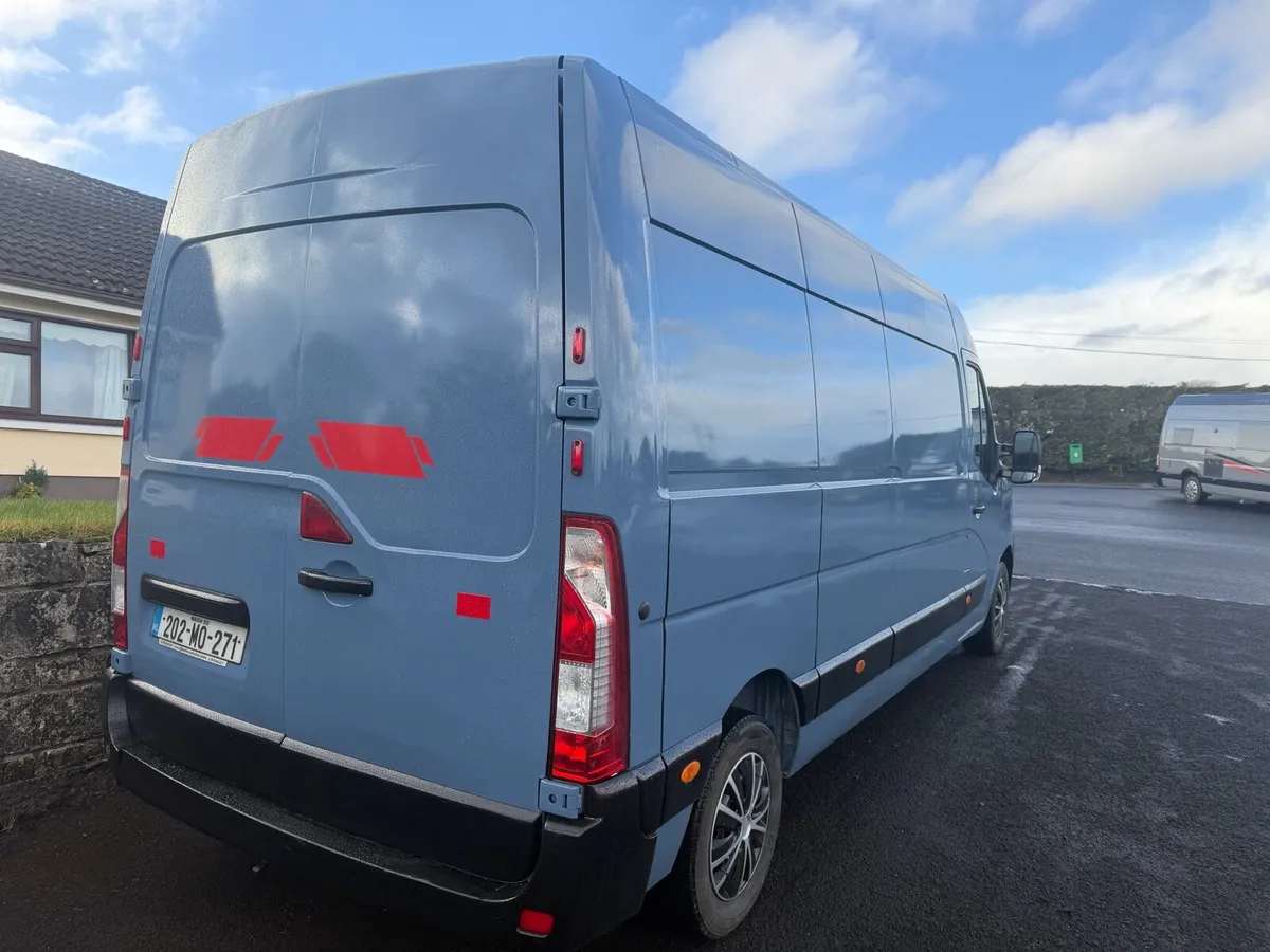 Renault master 2020 - Image 2