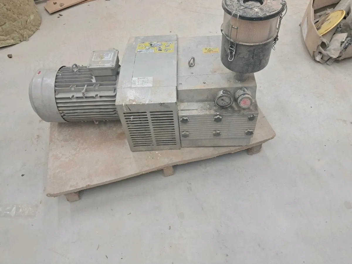 Woodworking machinery - Image 1