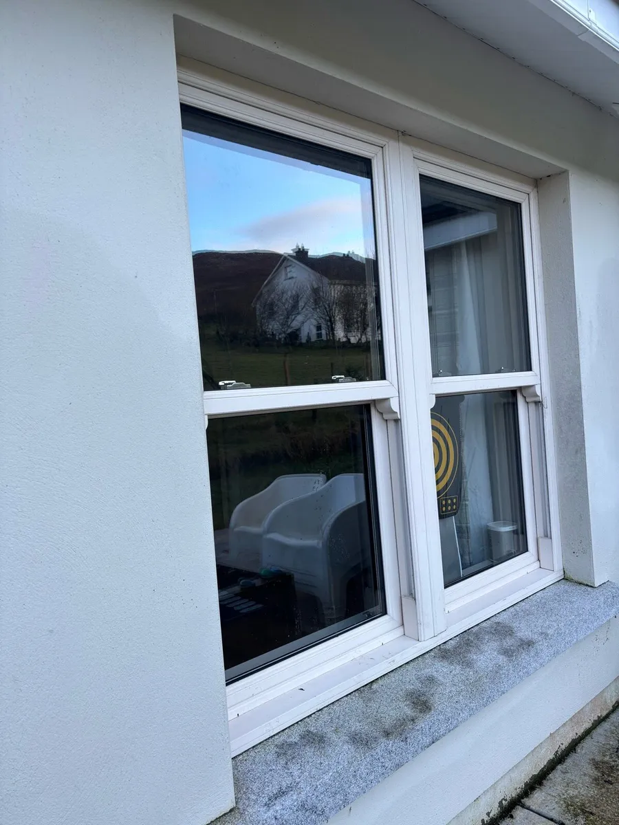 Sash window - Image 2