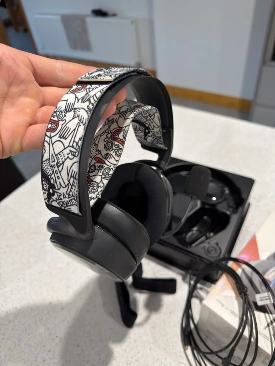 SteelSeries Arctis Pro GameDAC Full Set 120 Euro - Image 1