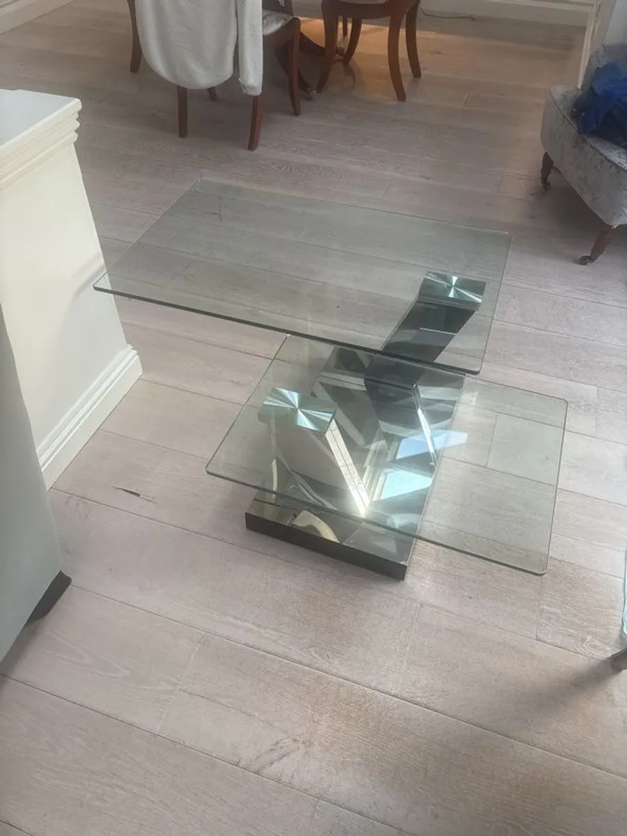 Glass coffee table - Image 2