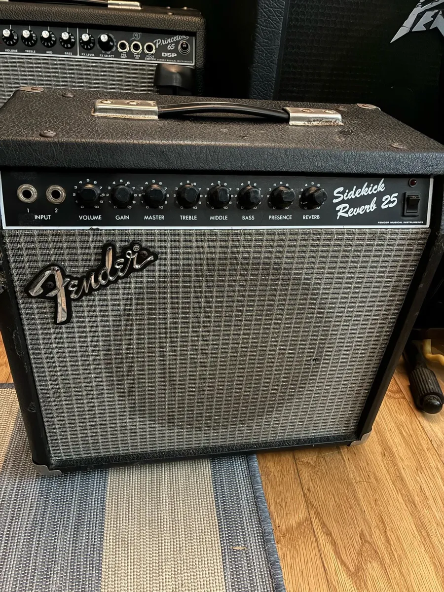 Fender Sidekick Reverb 25 Guitar Amplifier - Image 2