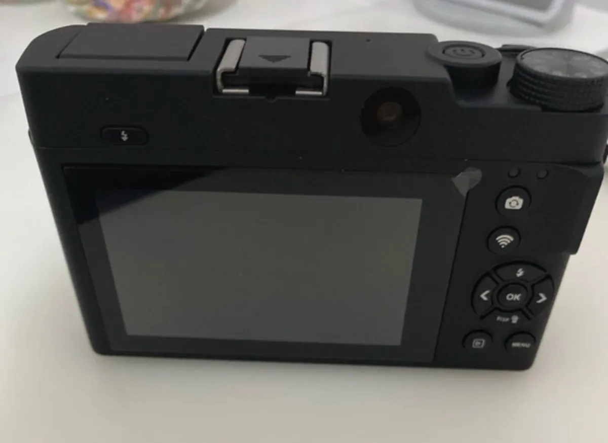 Digital camera - Image 4