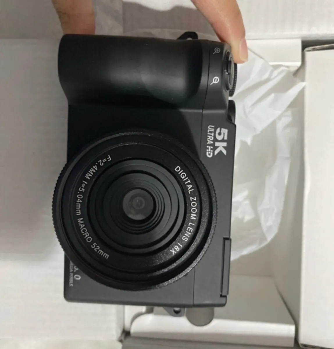 Digital camera - Image 2