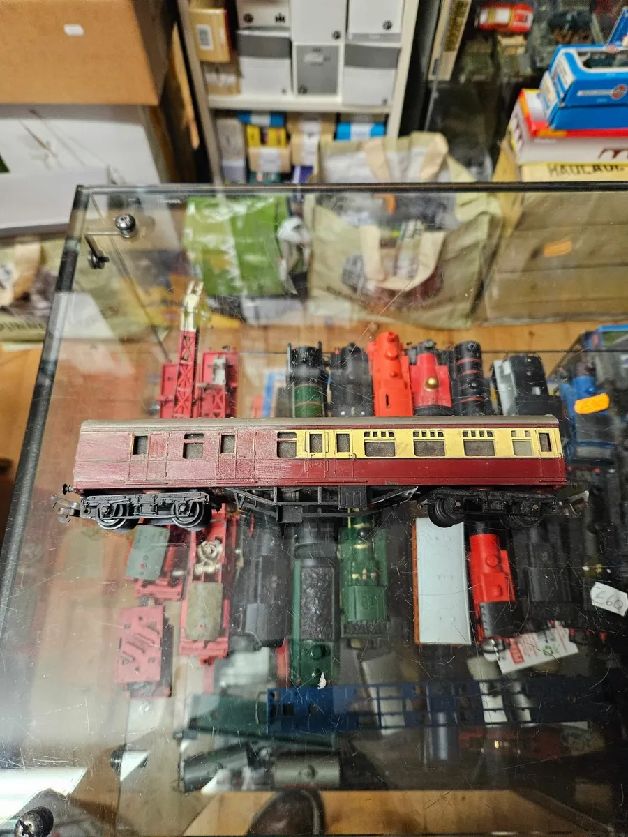 Hornby Triang OO Gauge Carraige - Image 2