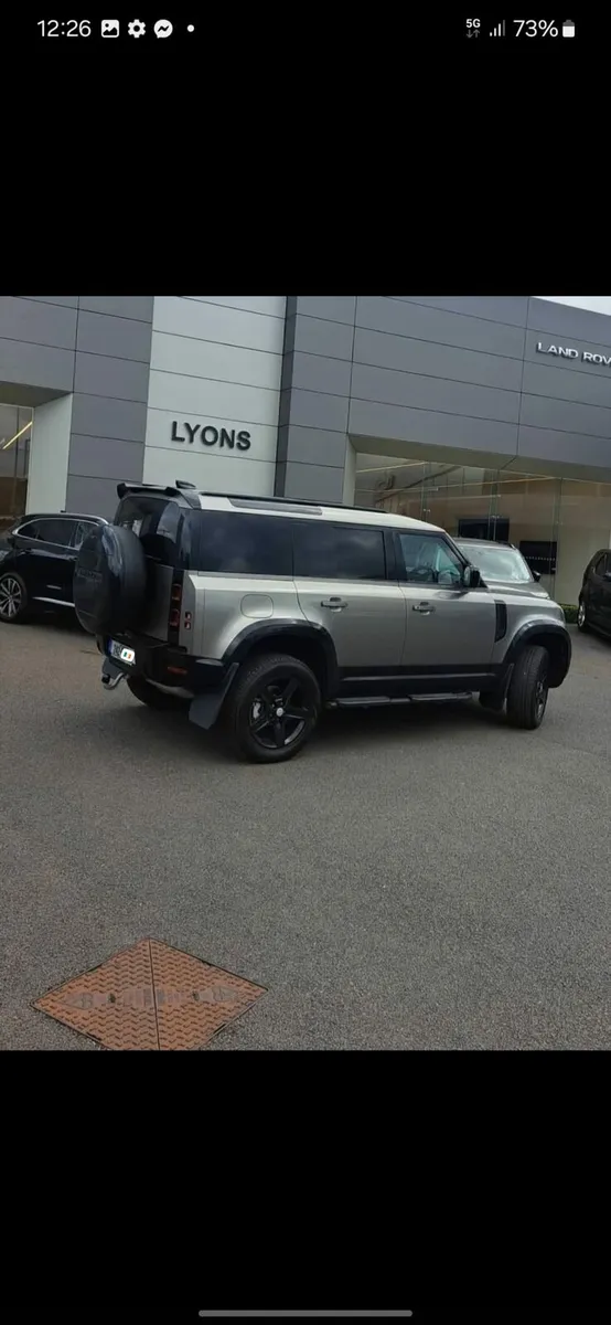 242 Land Rover Defender 110 jeep 3 seater €62500.. - Image 2