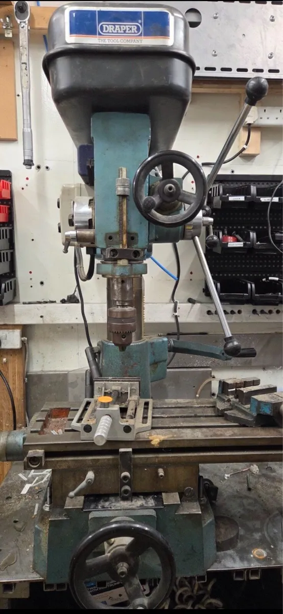 240v single phase milling machine/ Drill tooling - Image 1