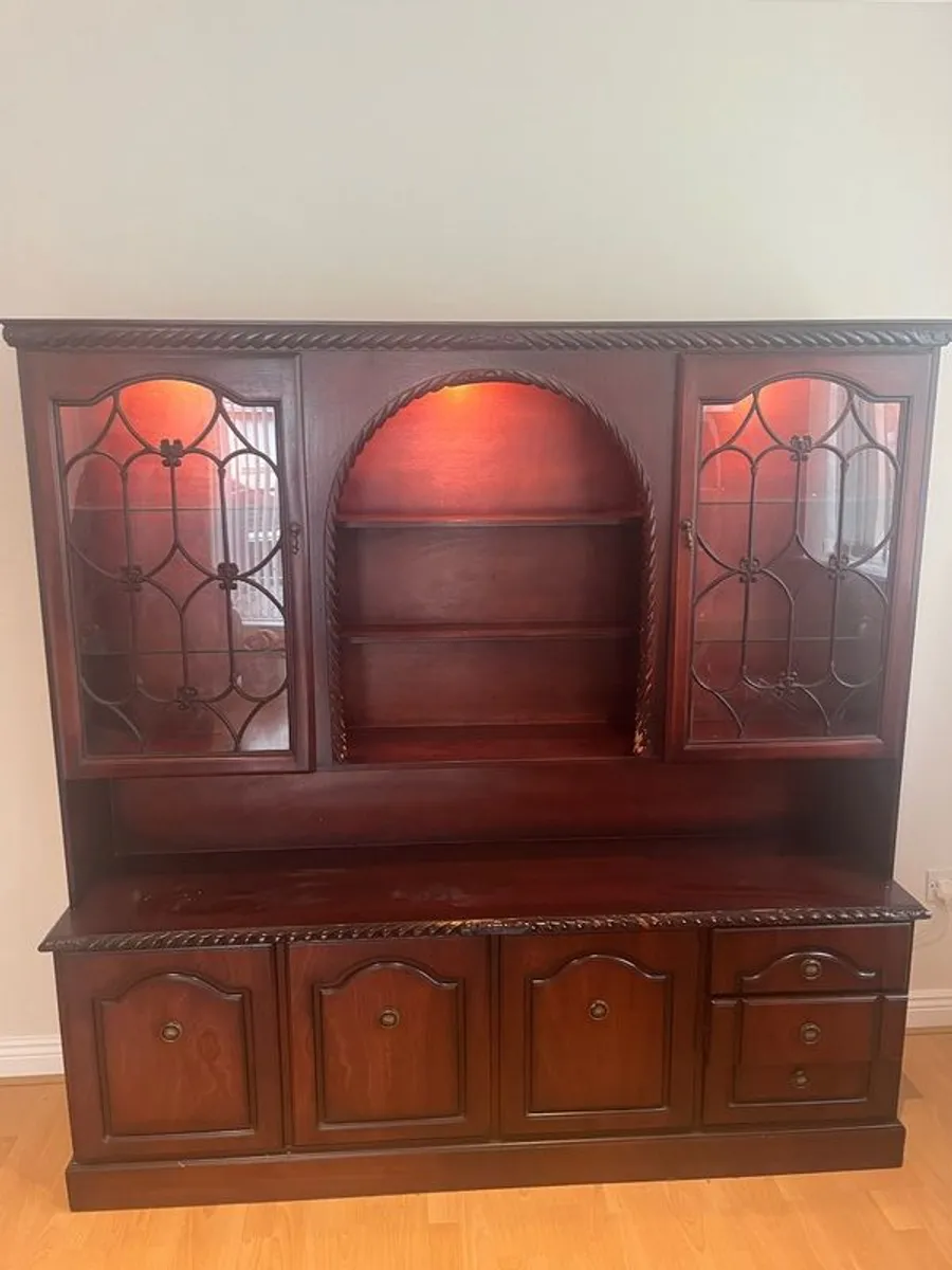 wall cabinet - Image 1