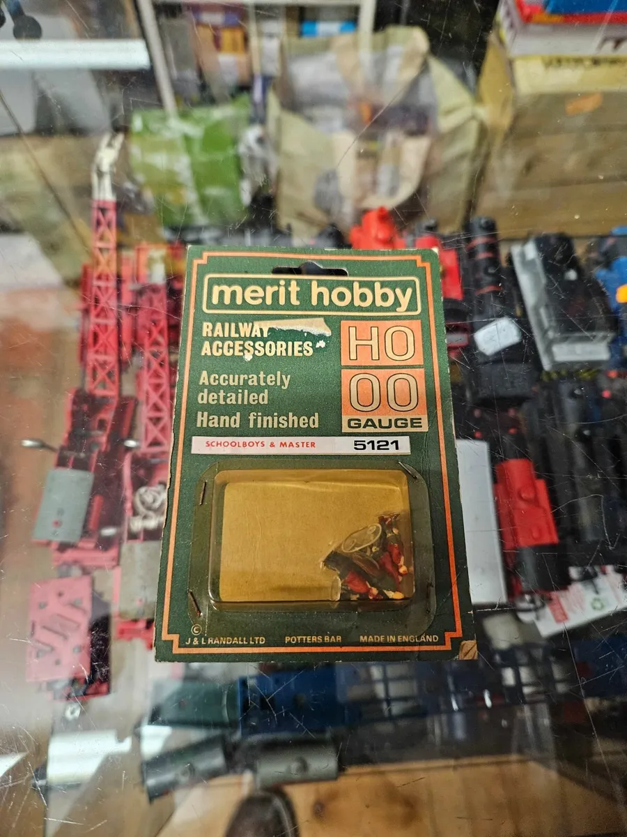 Hornby OO Gauge School Boys and Master - Image 1