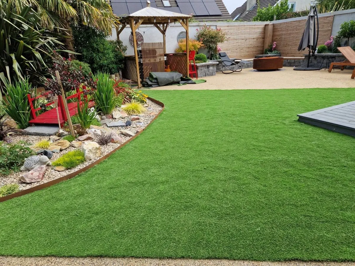 Waterfords Artificial Grass Kings - Image 4