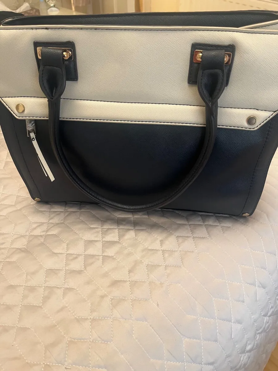 Large M&S black / white bag - Image 1