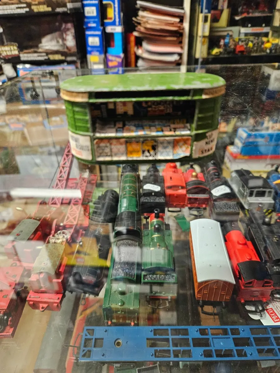 Hornby Triang OO Gauge Station Kiosk - Image 2