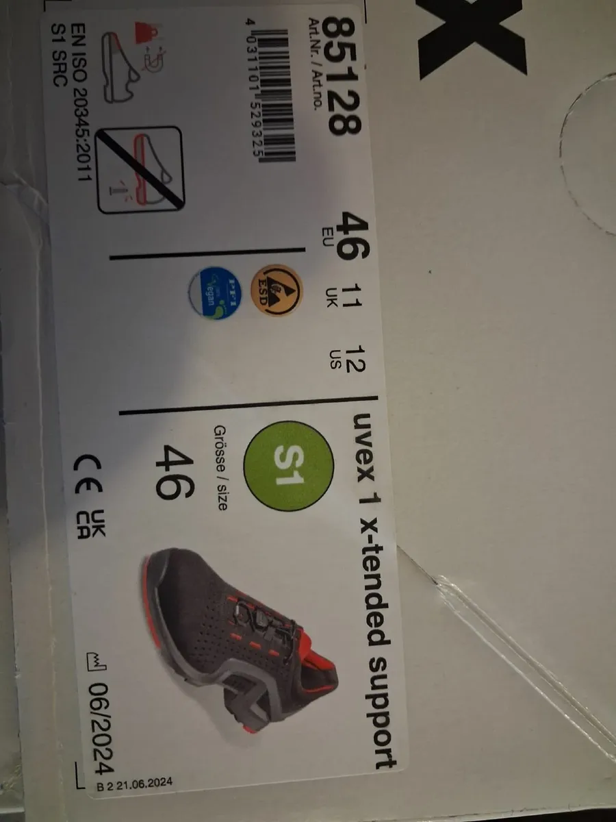 Safety boots - Image 3