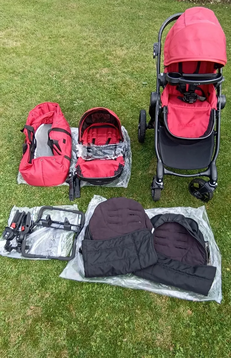 Baby Jogger City Select Double Buggy with extras - Image 3