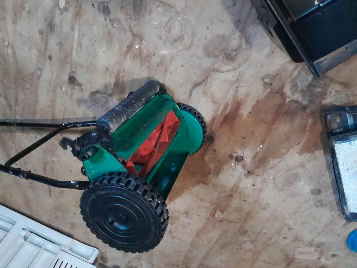 Lawnmower - Image 2